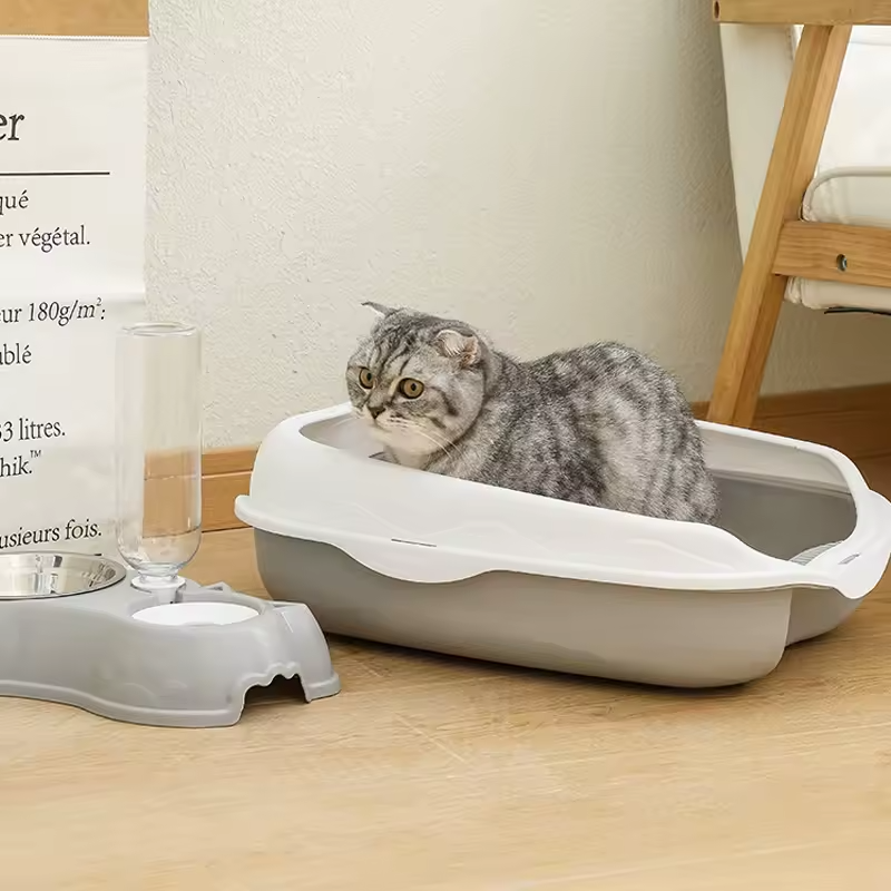 Halfgesloten Kattenbak Grote Anti-Spat Katten Toilet met Hoge Randen